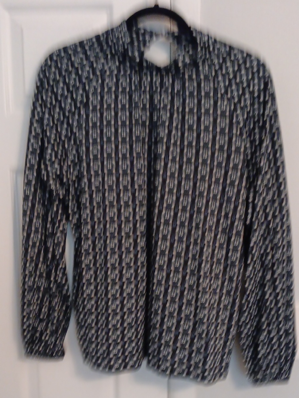 NWT LOFT Outlet Black, Green and White Floral-Geometric Top